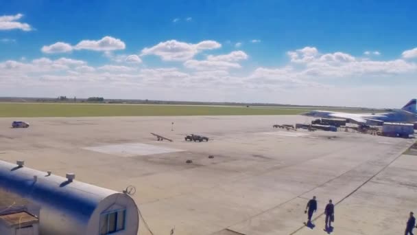 Vuelos time lapse en el aeropuerto — Vídeo de stock