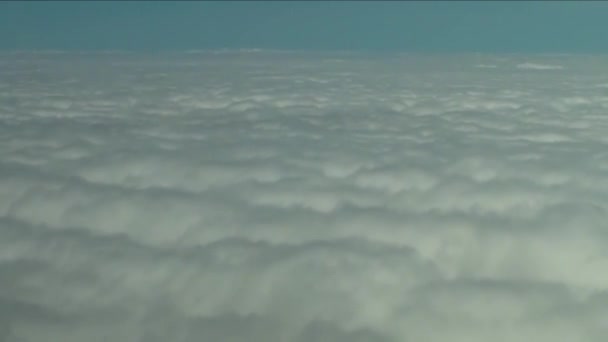 De ingang naar de wolk op de daling — Stockvideo