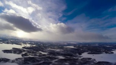 Buz ve bulutların arasında uçuş