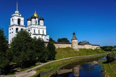 Pskov Kremlin'in antik duvarlar