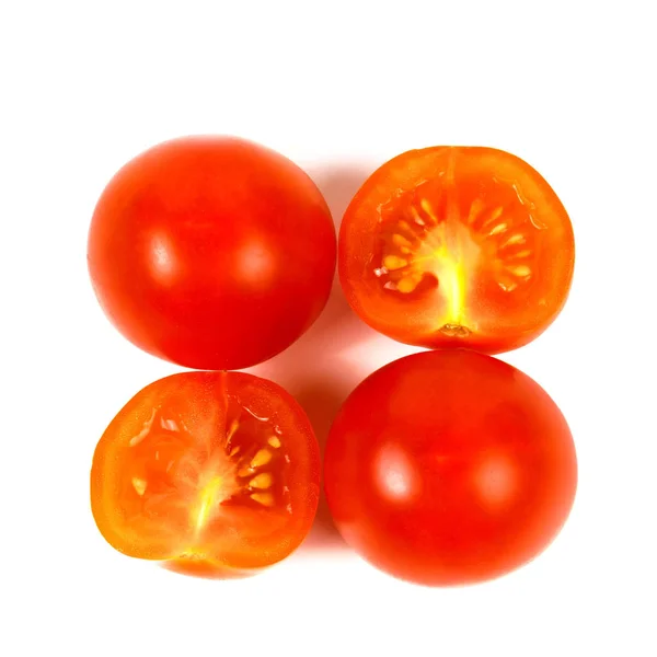 Reife Kirschtomaten in Nahaufnahme auf einem weißen — Stockfoto