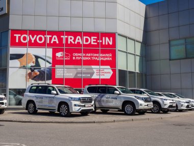 Toyota Motor Show'da dışında. Rusya, Moskova
