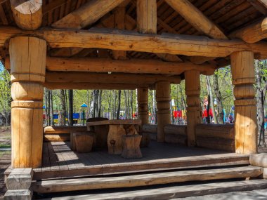Arbor günlüklerinin bir parkta