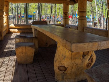 Arbor günlüklerinin bir parkta.
