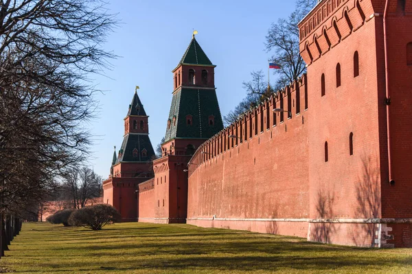 Ściana Kremla Wieże Moskiewskiego Kremla Widok Zewnątrz — Zdjęcie stockowe