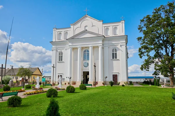 Великолепная Белая Церковь Старокатолическая Церковь — стоковое фото
