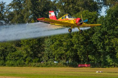 Kırpma su püskürtme silgi