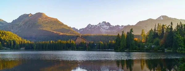 Panorama Mozzafiato Strbske Pleso Con Parco Nazionale Degli Alti Tatra — Foto Stock