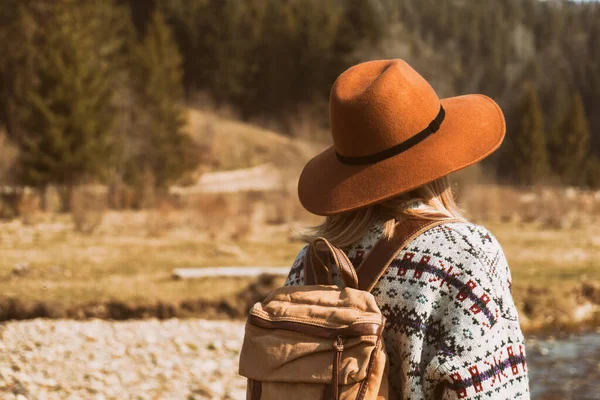 Stylish Hipster Wearing Brown Hat Wool Sweater Vintage Textile Backpack — Stock Photo, Image