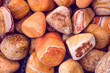 Taş renkli wawes desen