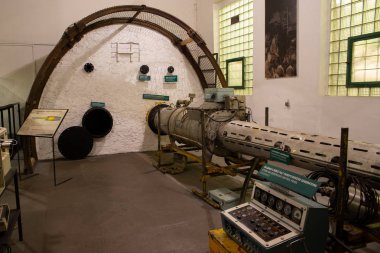 Lower Vitkovice, Çek Cumhuriyeti 'nin Ostrava eyaletinin Vitkovice ilçesinde yer alan bir sanayi mirasıdır. Endüstriyel mimarinin eşsiz bir koleksiyonuna sahip geniş bir sanayi bölgesi olan Vitkovice demirhanesini içerir. Bir set t