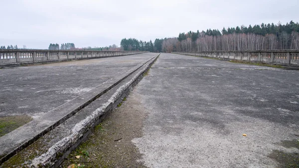 Motorway Orphaned Sticking Out Water Reservoir Vihov Dilapidated Completely Unnecessary — Stockfoto