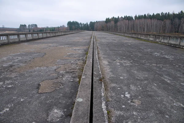Motorway Orphaned Sticking Out Water Reservoir Vihov Dilapidated Completely Unnecessary — Stockfoto