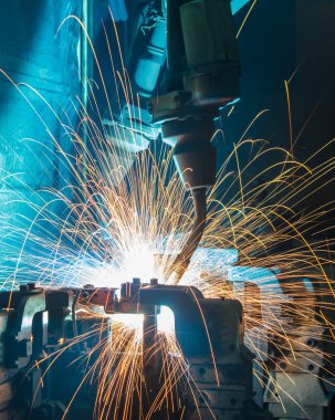 Otomotiv endüstriyel robot kaynak