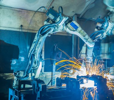 Hareket kaynak robotları.