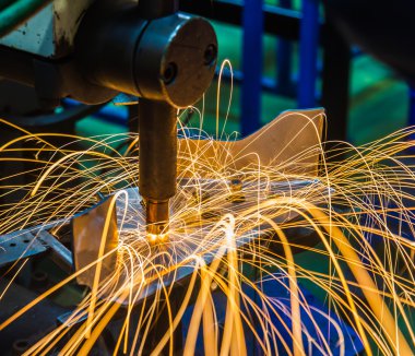 Punta kaynak makinesi otomotiv bölümü.