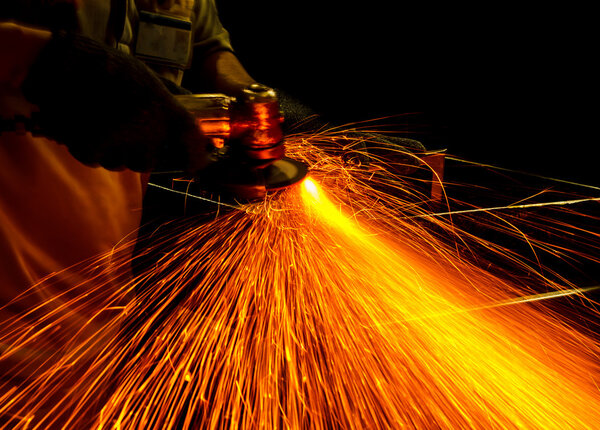 шлифовальная автомобильная часть
.