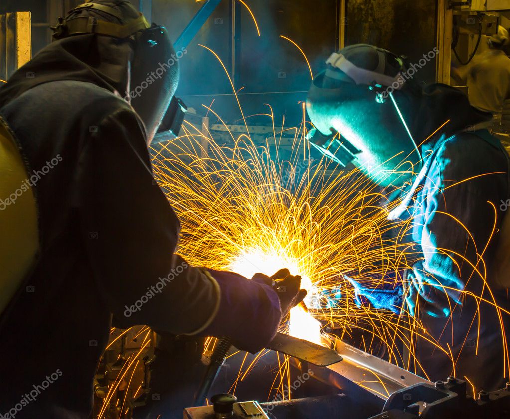 Профессия сварщик. Техник сварщик. Сварка. Сварщик. Ультрафиолетовое излучение при сварочных работах.