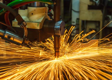 Punta kaynak makinesi otomotiv bölümü.