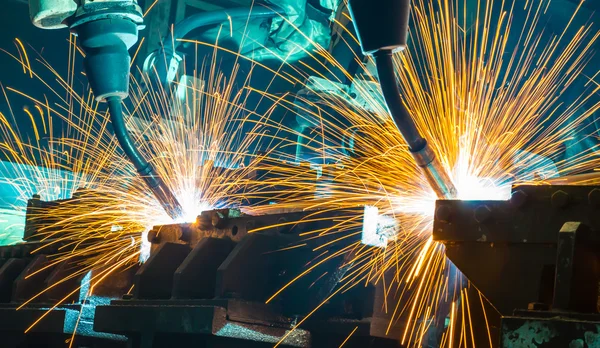 Otomotiv endüstriyel robot kaynak