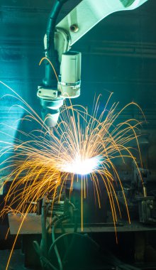 Otomotiv endüstriyel robot kaynak