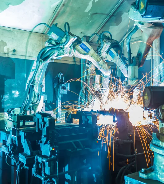 Otomotiv endüstriyel robot kaynak