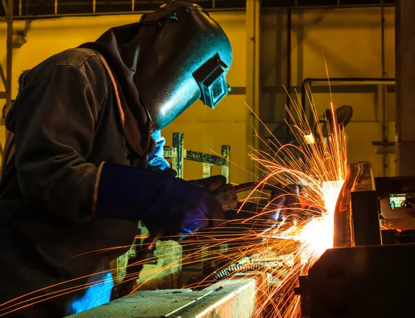 Soldador Peça automotiva industrial — Fotografia de Stock