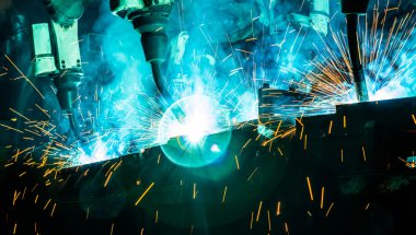  Hareket kaynak robotları.