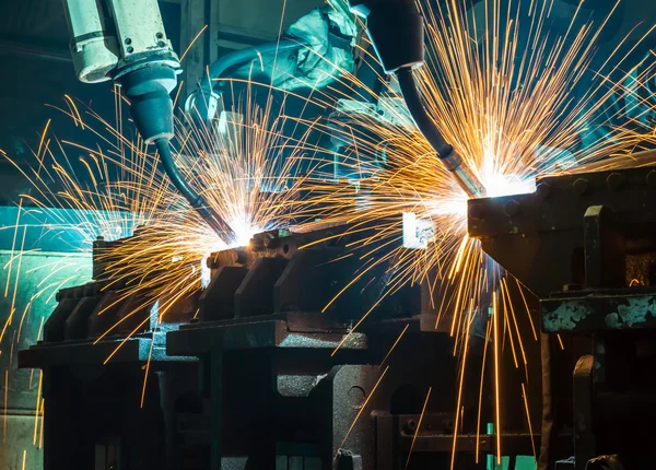 Otomotiv endüstriyel robot kaynak