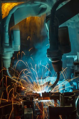 Otomotiv endüstriyel robot kaynak