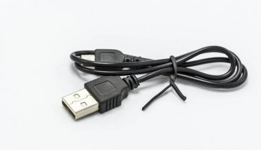 Şarj cihazı veya bağlantı farklı teknoloji cihazlar için USB kabloları