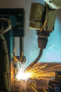 Otomotiv endüstriyel robot kaynak