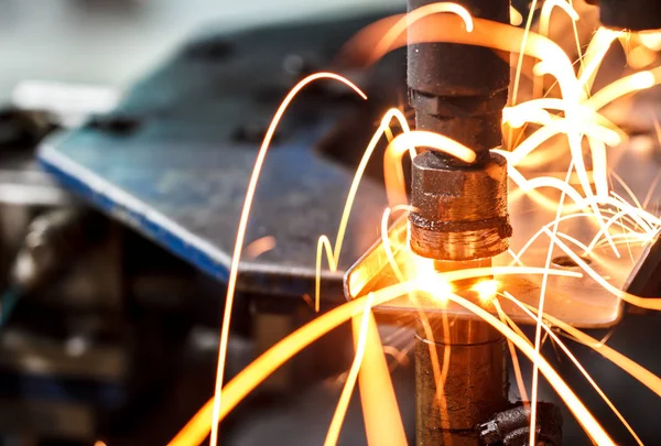 Spot welding machine, automotive part in a car factory — Stock Photo, Image