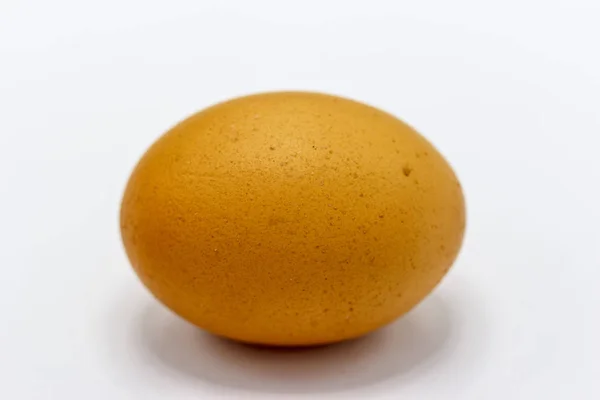 Крупним Планом Окреме Яйце Ізольовано Білому Тлі — стокове фото