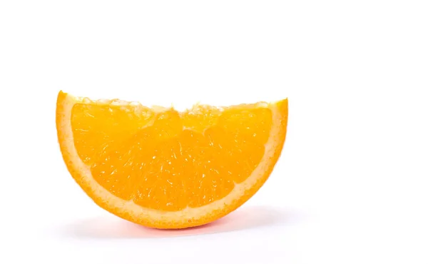 Close Orange Slice Isolated White Background — Stock Photo, Image