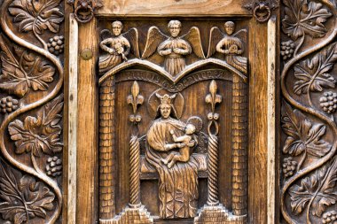 Gotik kilise kapısına İtalya