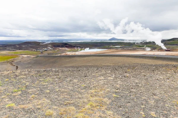 Krafla alan yakın göl Mvatn başlar.