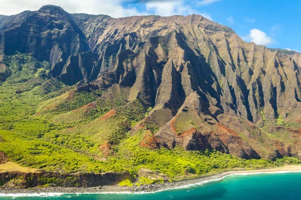 Napali coast kawaii island hawaii aerial view from a plane in a sunny day — Stock Photo, Image