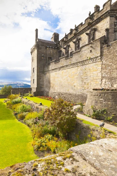 Stirling Castle side view Scotland in summer — Stock Photo, Image