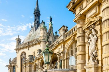 Chantilly kale ana cephe