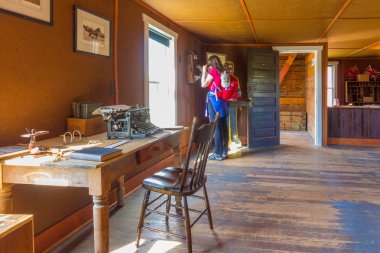 Posta u çiftlik Ulusal tarihi yer bar office Sağdan Görünüm