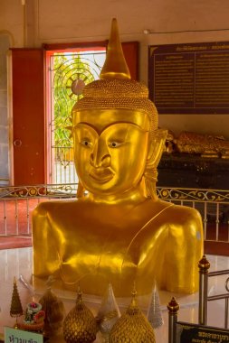 Buda wat chalong Tapınağı phuket yarım vücut