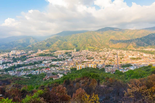 Vista aérea de la ciudad de Piedecuesta Colombia — Foto de Stock