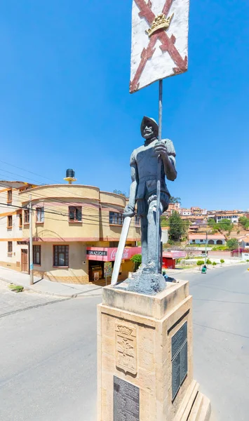 Sucre Bolivia statue of Spanish conqueror — Stock Photo, Image