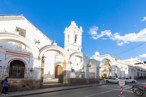 Sucre Bolivia arches of San Francesco church — Stock Photo, Image