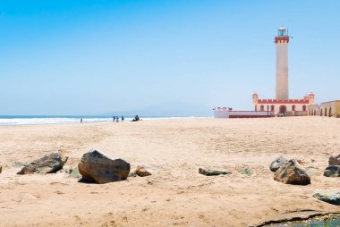 Şili La Serena plajı ve anıtsal deniz feneri