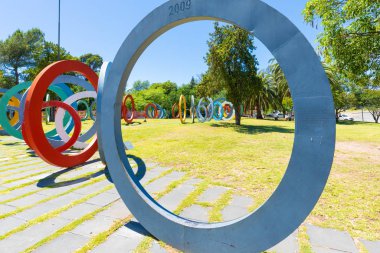 Arjantin Cordoba 200. yıl Patikası renkli daireler