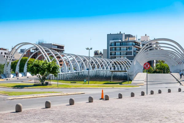 Argentina Córdoba arcos en el puente doble en Bicentenario dis — Foto de Stock