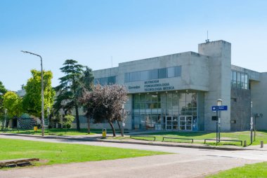 Arjantin Cordoba Üniversitesi Konuşma Terapisi, Beslenme ve Tıp Teknolojisi