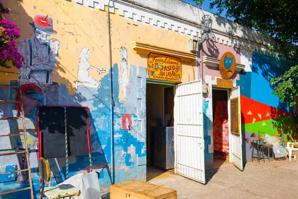 Argentine Cordoue entrepôt du marché artisanal dans le district de Guemes — Photo